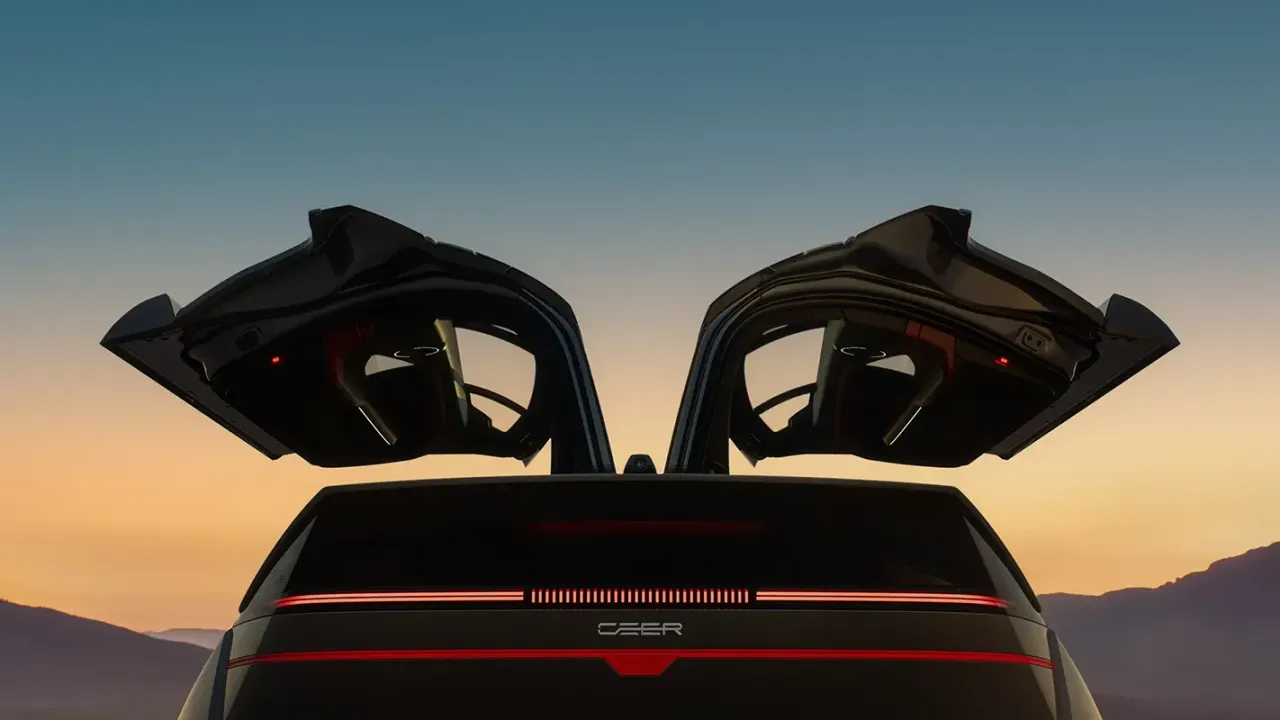 CEER EXOBOT SUV — In detail