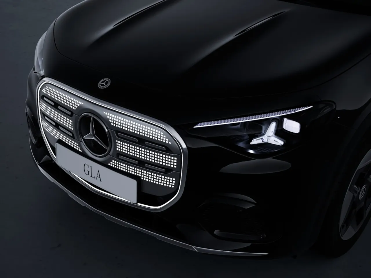 Mercedes-Benz GLA 250+ electric — الواجهة الأمامية